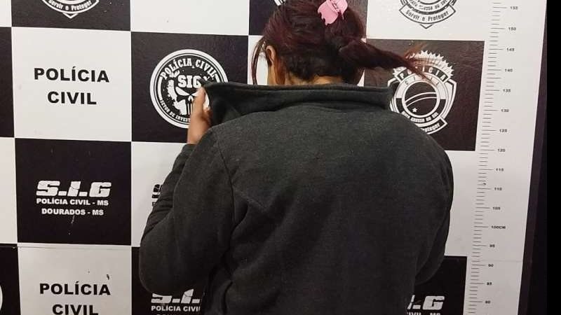 agostina-1dourados_news_widelg