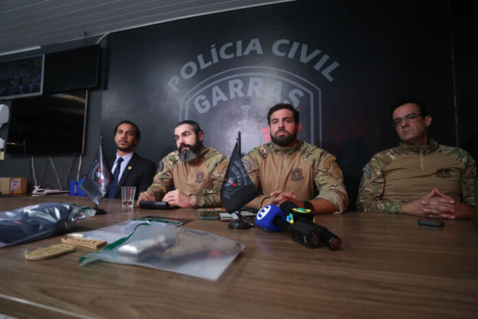 06-0624-0015-coletiva-garras-caso-taxista-mv