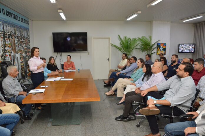 ReuniaoPrefeitaSecretarios8Maio25a