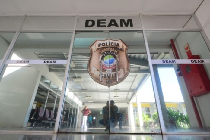 casa-da-mulher-brasileira-deam-campo-grande-debandada (1)