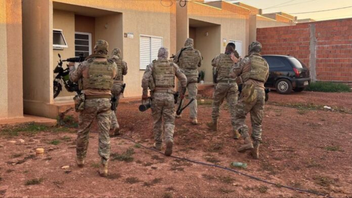 MixCollage-26-Sep-2025-10-43-AM-5387 (1)