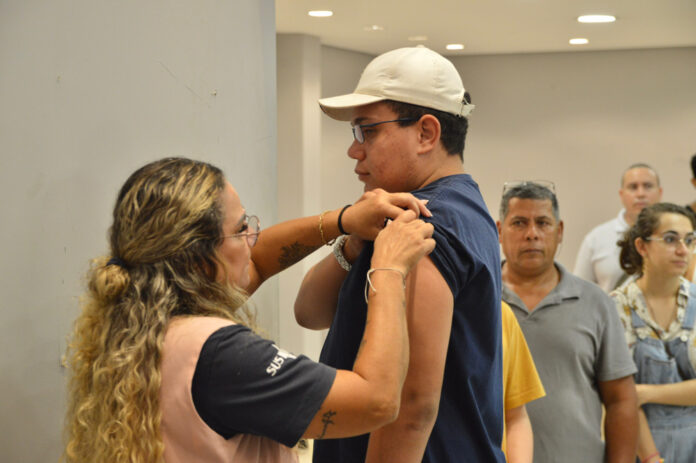 250503_VACINA-GRIPE-PATIO-CENTRAL-SHOPPING_SESAU_ROBERTO-AJALA-11