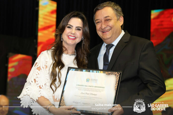 50d42a98e23742d1120ae224a55323d3