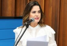 Mara Caseiro solicita asfalto na estrada da Serrinha, em Paraíso das Águas