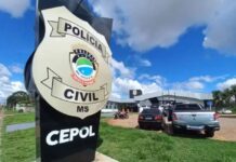 Homem é morto a tiros em Campo Grande e suspeitos abandonam carro após o crime