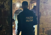 Cadeirante é morto a facadas na porta de casa durante discussão