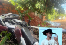 Jovem morre ao perder controle de moto e colidir com árvore em Jardim