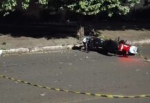 Motociclista morre após perder controle da moto e bater em árvore em Campo Grande